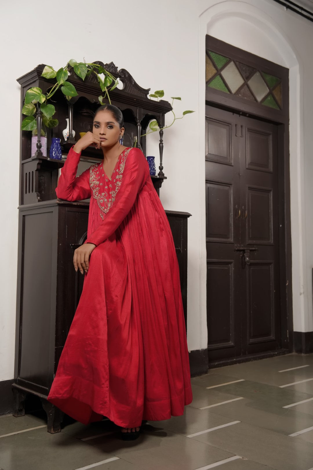 GOWN RED DREES