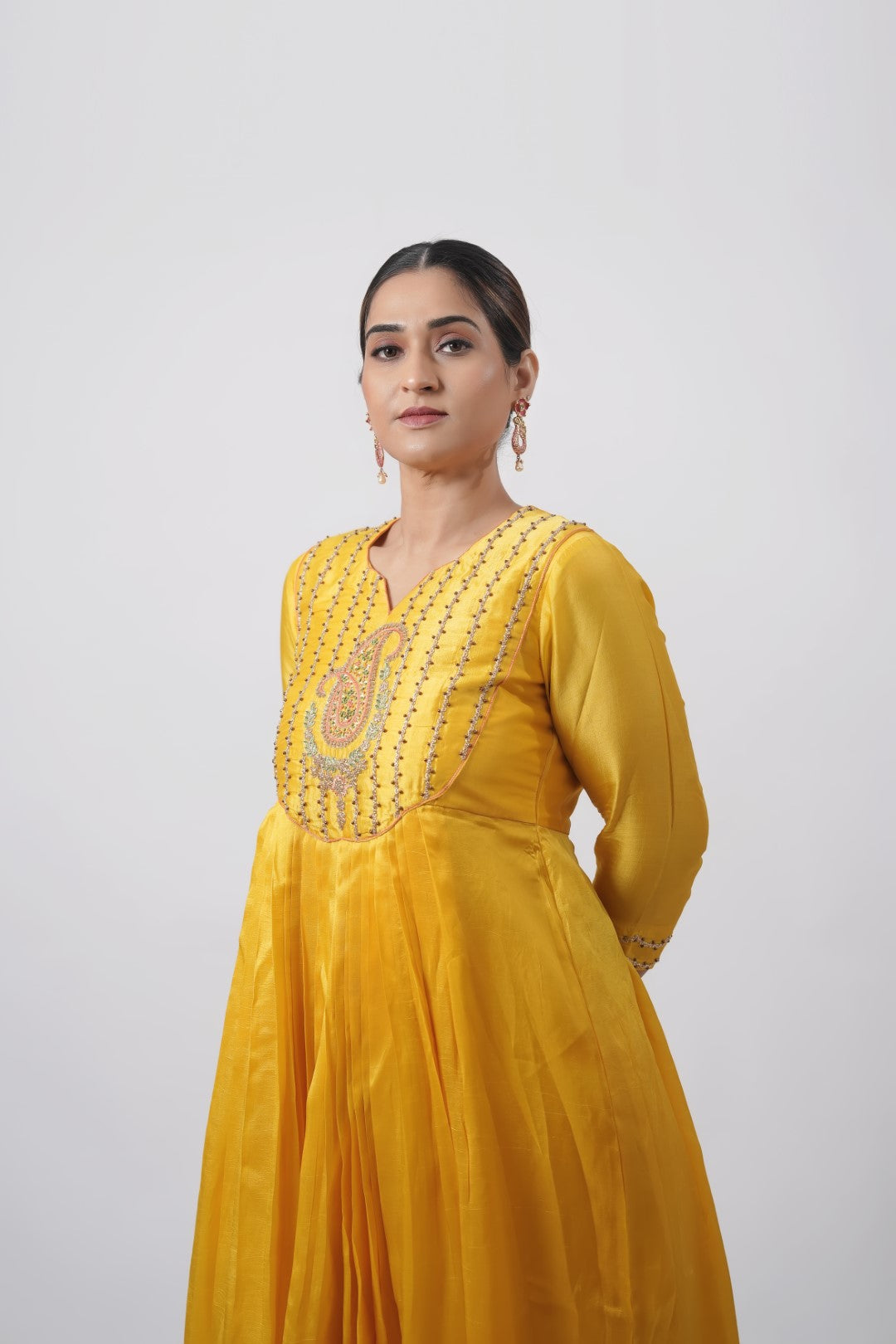 MUSTRAD YELLOW SILK KURTA SET DREES