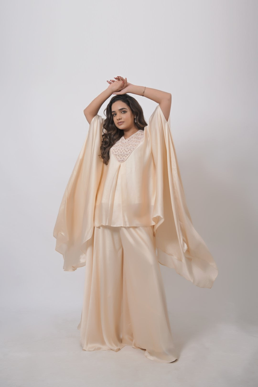 WHITE DRAPING